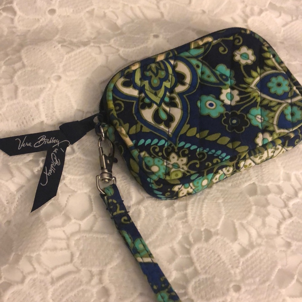 Meet your Posher, Kobi